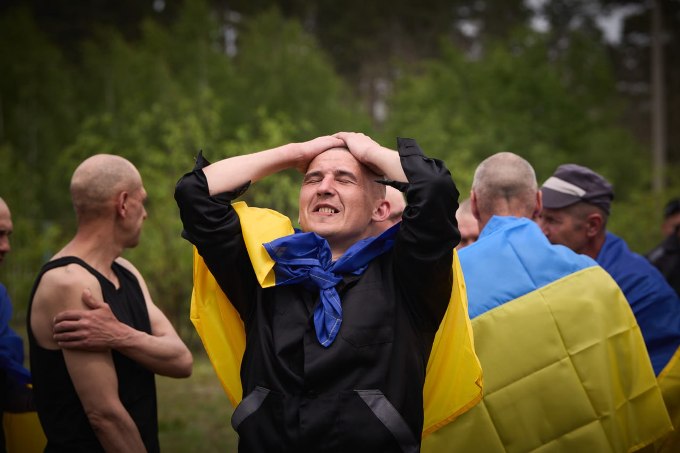 Україна повернула з полону ще 303 військових у межах обміну 1000 на 1000