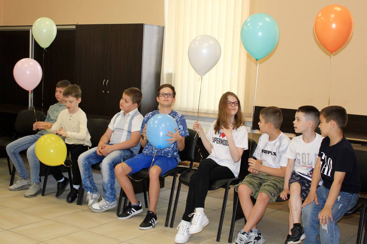 Влаштували свято дітлахам комунальники: Новини Харкова