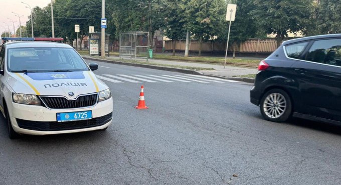 Наїзд на пішоходів у Харкові: загинула 76‑річна