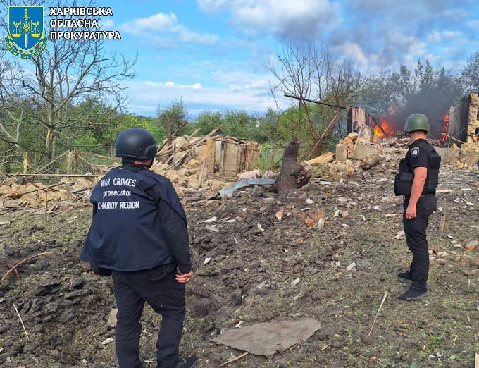 наслідки обстрілу села Хатнє