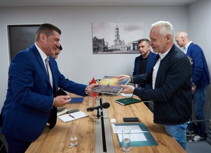 Ігор Терехов обговорив відновлення Харкова з послом Албанії