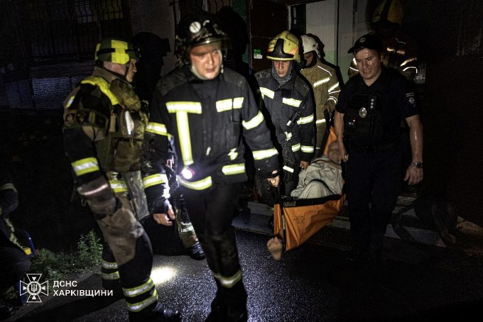 пожежа в багатоповерхівці на Нескорених