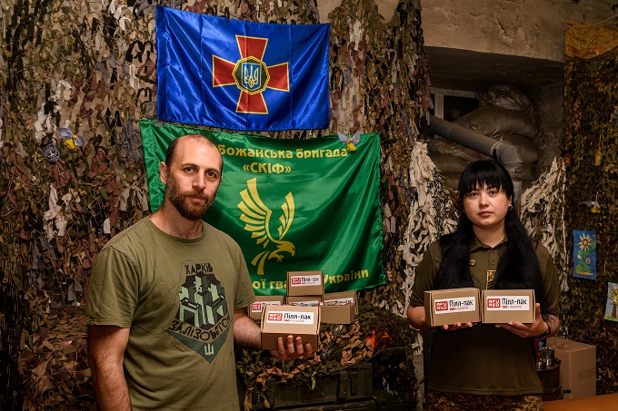 Слобожанські гвардійці отримали 1000 бойових аптечок у новому пакуванні