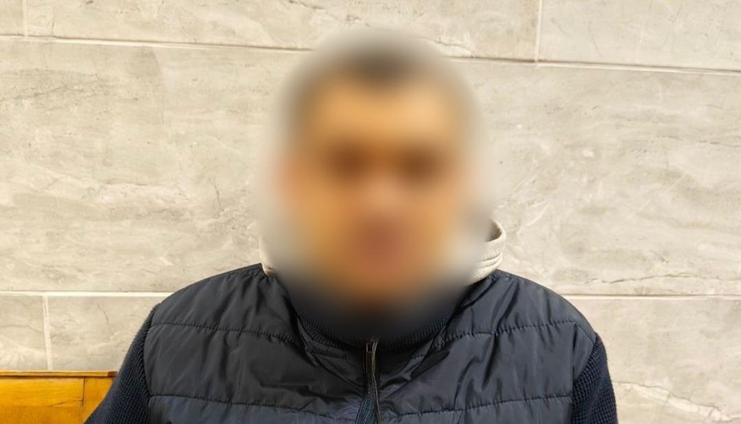 Зарізав жінку чоловік в Індустріальному районі міста: Новини Харкова