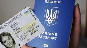 Українці беруть собі  імʼя не по-батькові, а по-матеріт