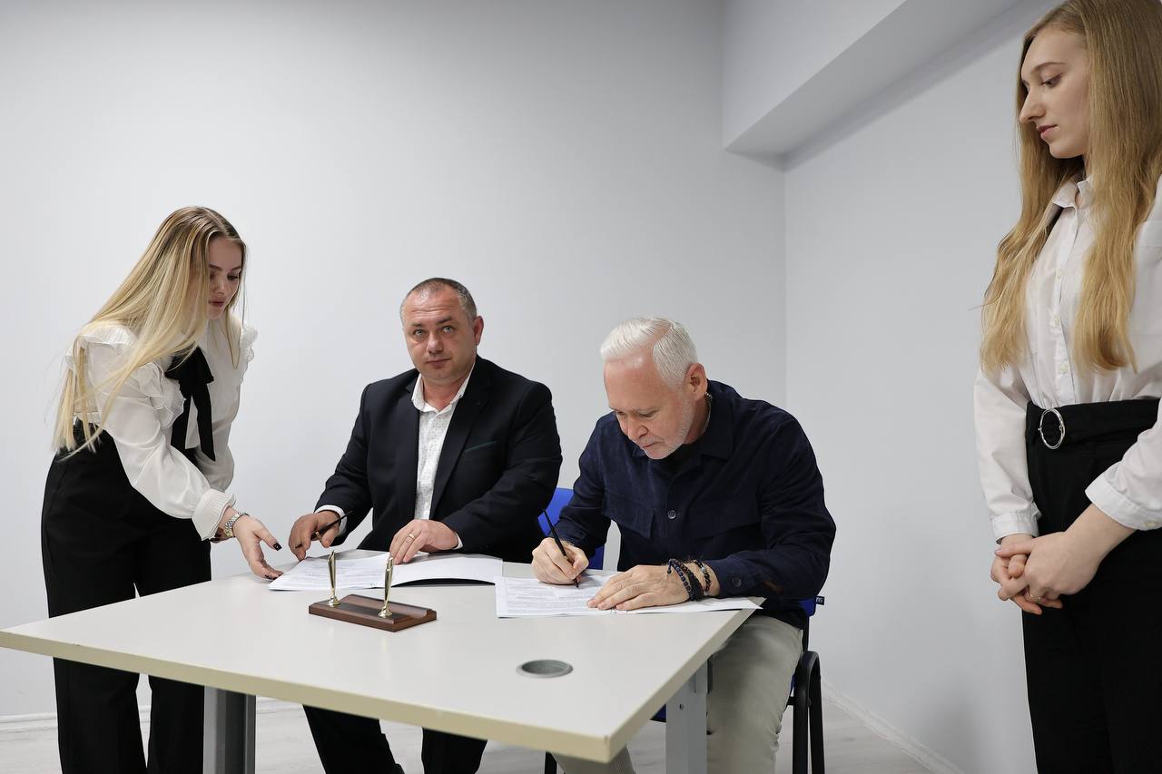 Можна жити, працювати, планувати і розвиватися навіть у прифронтових умовах - Ігор Терехов: Новини Харкова
