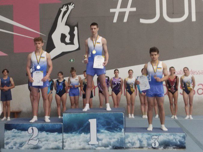 Стали переможцями та призерами чемпіонату України стрибуни на батуті: Новини Харкова