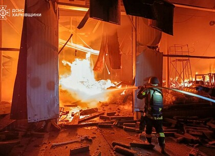 Рятувальники Харківщини ліквідували пожежі після ударів ворожих дронів (фото)