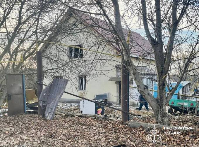 Обстріли Харківщини: поліція розслідує воєнні злочини після атак дронів і артилерії