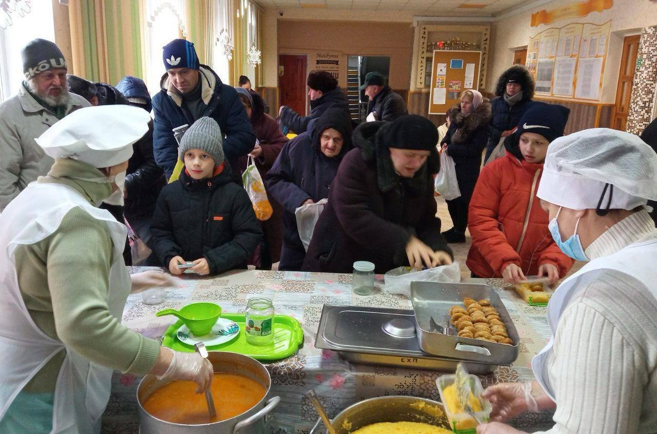  пунктів безкоштовного харчування