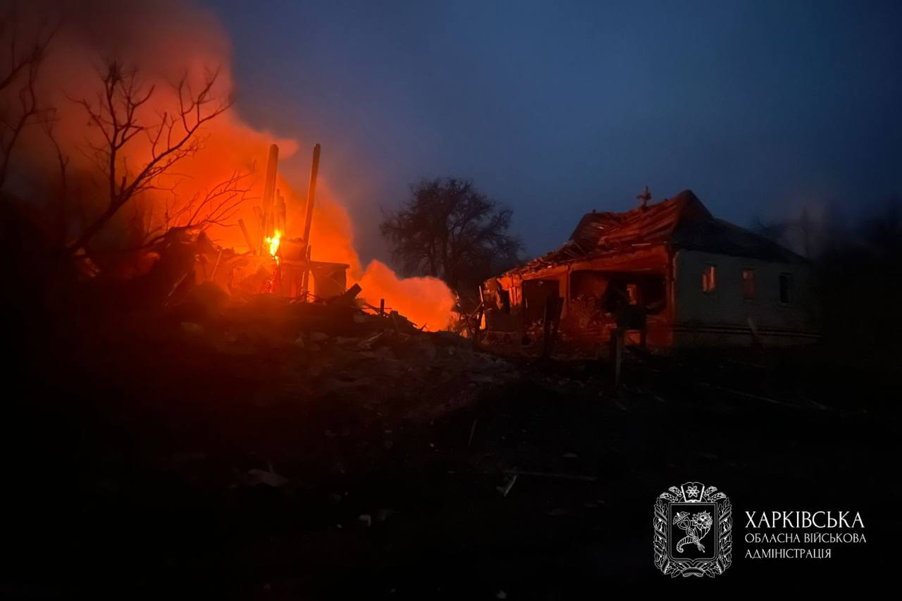 Обстріляли КАБами та дронами більше тридцяти селищ області росіяни: Новини Харкова