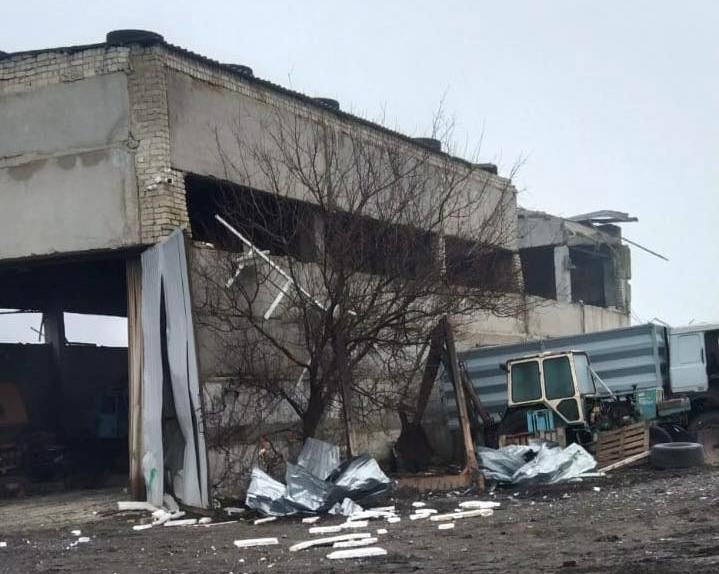  Читайте нас у Facebook, Telegram та Instagram  Раніше РЕДПОСТ писав, що протягом минулої доби ворожих обстрілів зазнали чотири населені пункти Харківської області. 