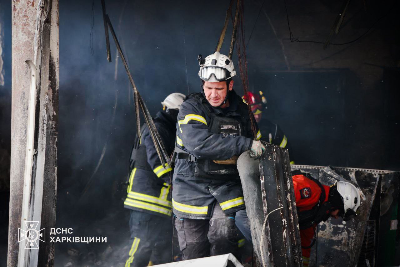 Вдарили по Харківщині безпілотниками росіяни: Новини Харкова