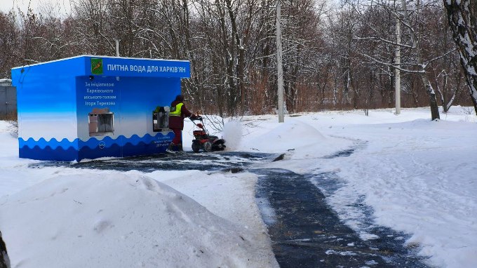 Новини Харкова: як прибирають сніг взимку