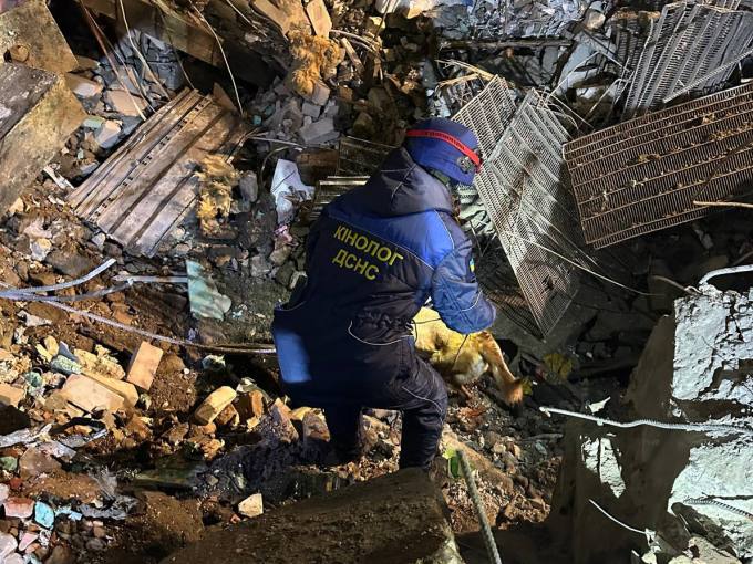 Новини Харкова: 6 загиблих після удару