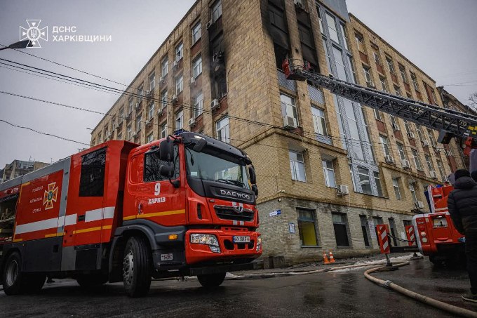 Новини Харкова: пожежа в офісному центрі