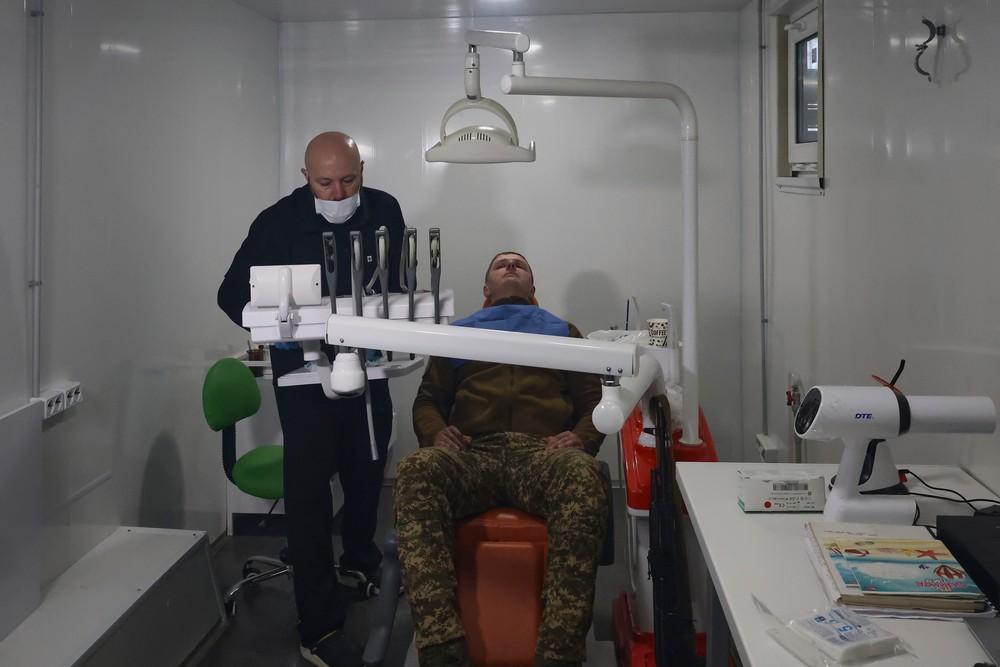 Слобожанські «Скіфи» створили мобільний стоматологічний кабінет