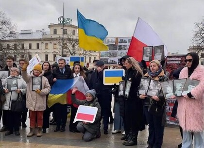 В містах-партнерах Харкова пройшли акції підтримки