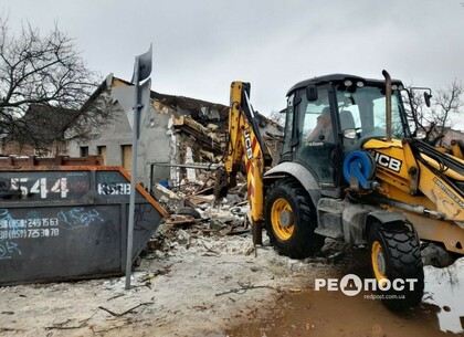 Фото наслідків нічного удару по Слобідському району Харкова