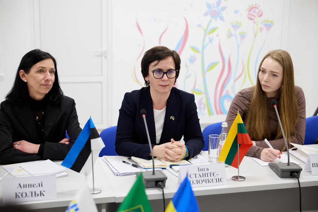 Новини Харкова: посли NB8 оцінили стійкість міста