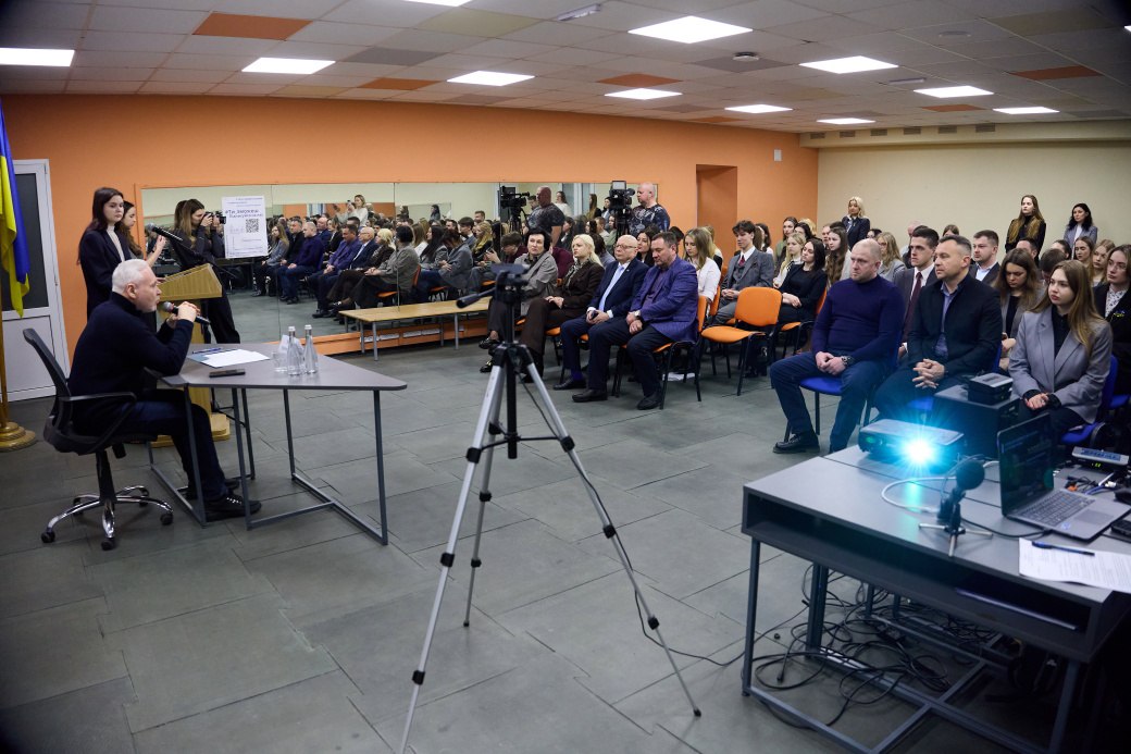 Стартував п’ятий сезон «Школи молодого дипломата» у місті: Новини Харкова