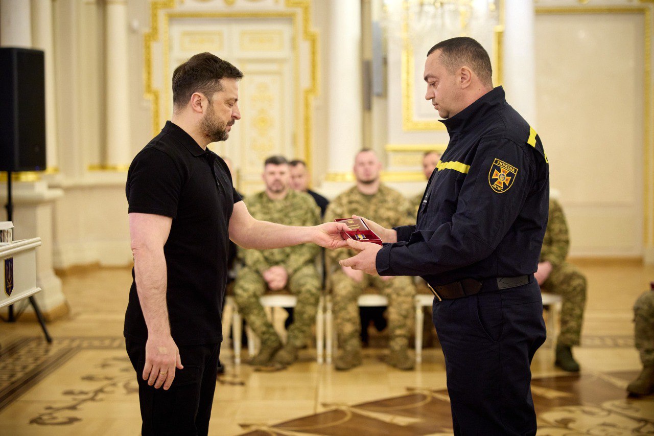 Рятувальника з Харківщини нагородили орденом «За мужність» ІІІ ступеня