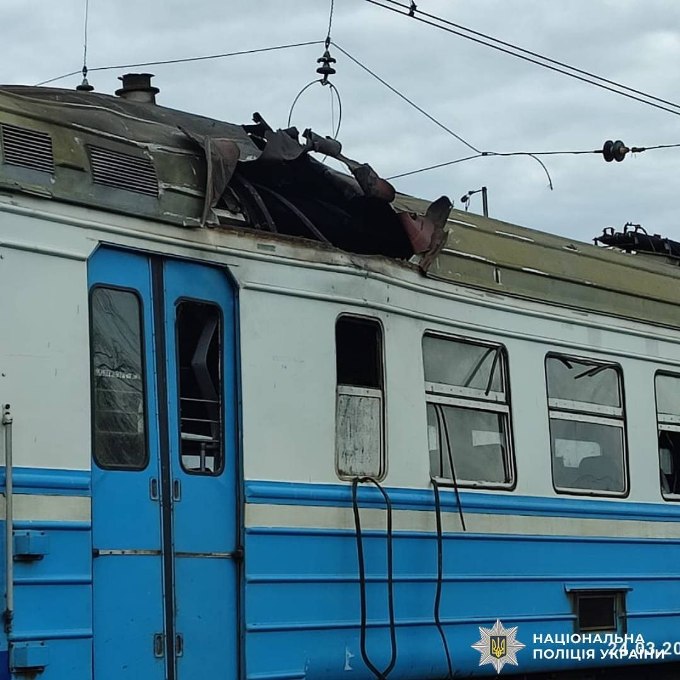Новини Харкова: дрон влучив у поїзд