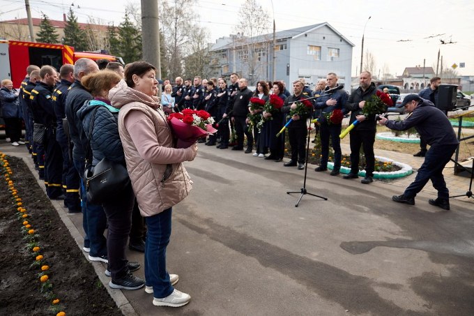 Новини Харкова: вшанували загиблих рятувальників