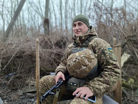 Розповів про штурми та мінні поля, бої під Торецьком та захист рідного дому гвардієць «Мірон»: Новини Харкова
