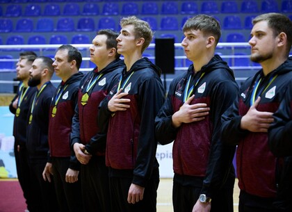 Золотий дебют: у Харкові нагородили чемпіонів України — волейбольний клуб «Локомотив 1945» (фото)