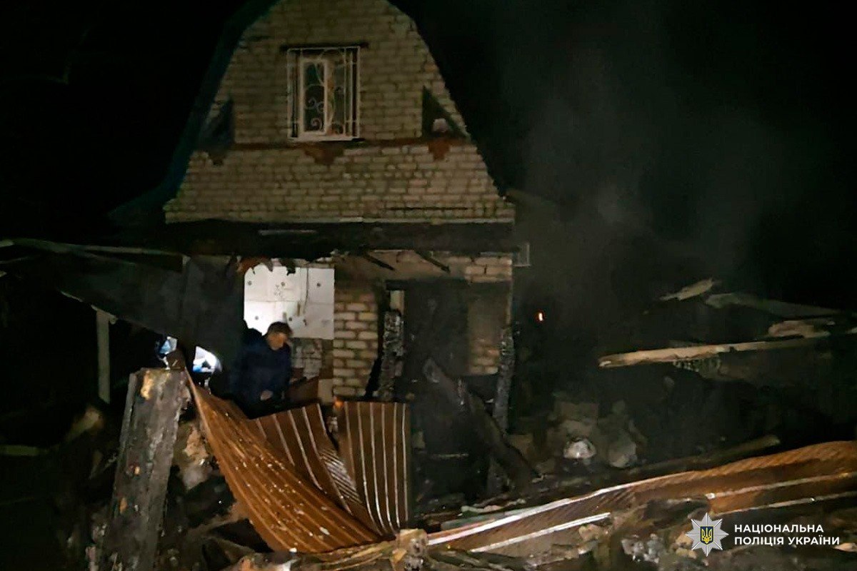Спалив три будівлі через ревнощі чоловік: Новини Харкова