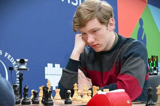 17-річний шахіст із Харкова Роман Дегтярьов 