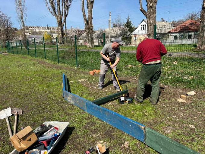 Новини Харкова: ремонт майданчиків для собак