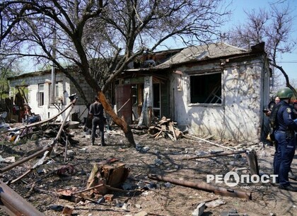 Наслідки удару по Новобаварському району Харкова: фоторепортаж