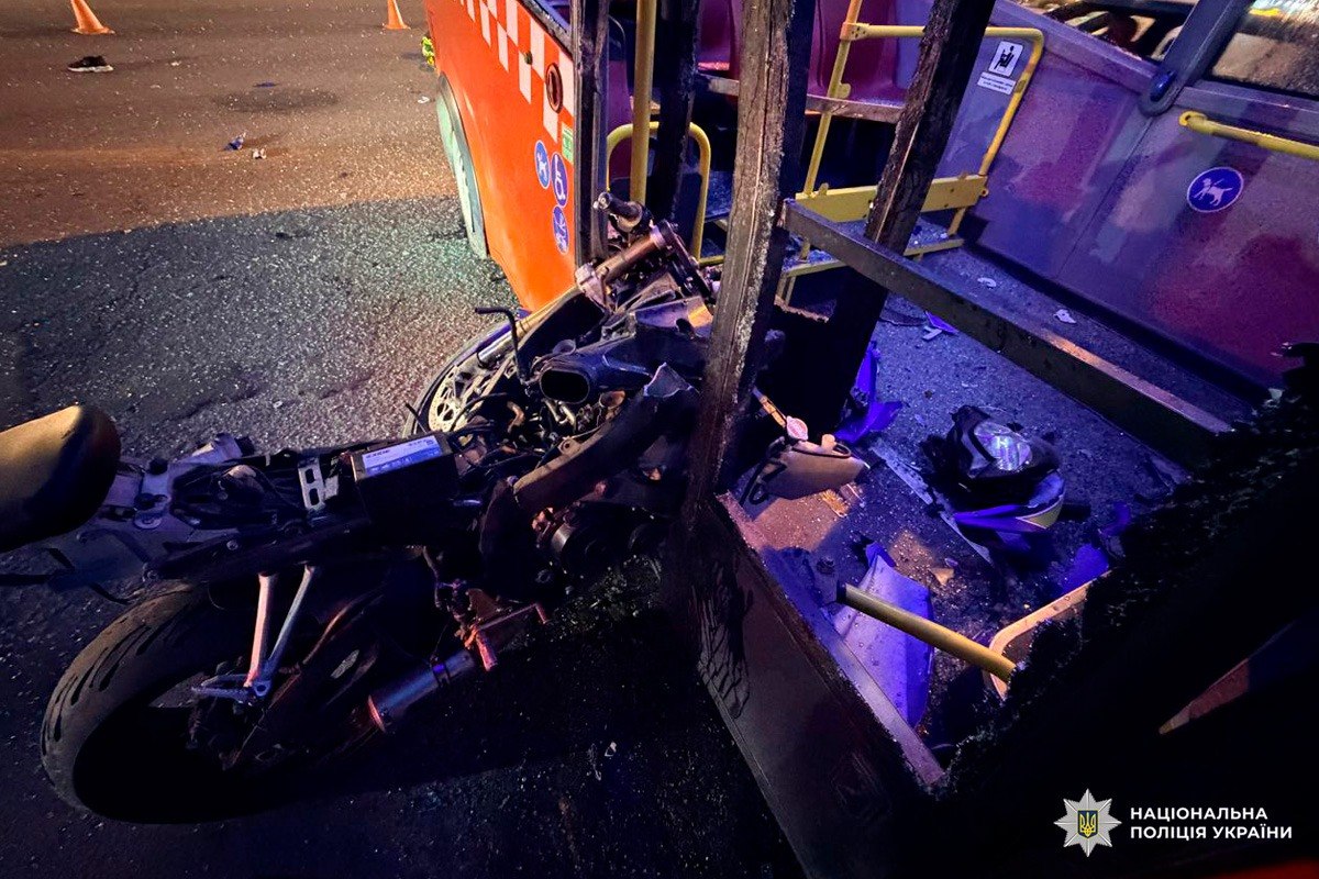 Вбивають водіїв швидкість та дистанція, поліція проаналізувала причини ДТП на Харківщині: Новини Харкова