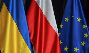 «Це наші гроші»: Польща розраховує отримати від ЄС €450 мільйонів за військову підтримку України