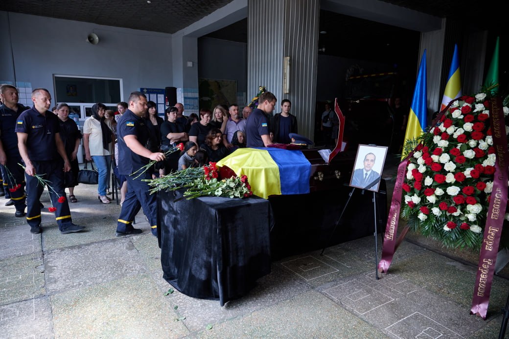 Помер у лікарні від важких ран - провели в останню путь начальника караулу 6-ї частини ДСНС: Новини Харкова