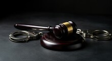 Банкір та підприємець отримають вирок за мільйонні фінансові махінації