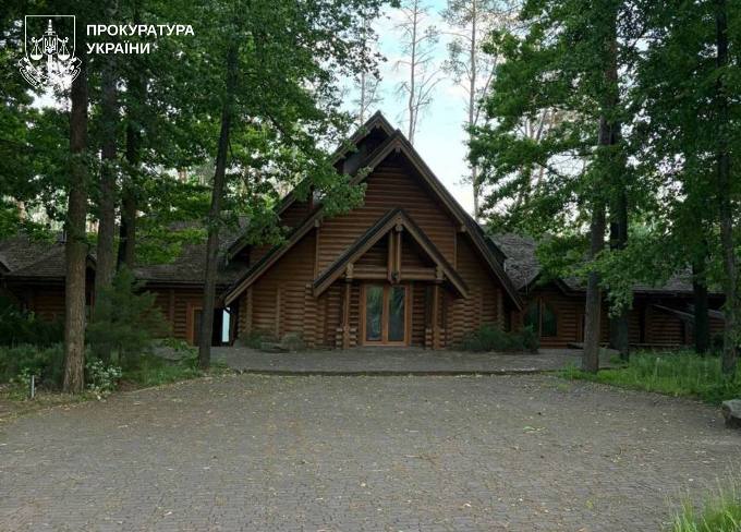 Новини Харкова: прокуратура вимагає повернути ліс державі