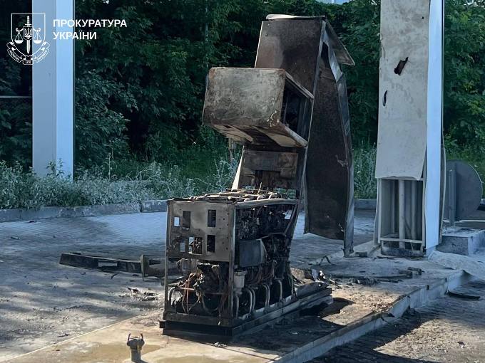 Новини Харкова: FPV-дрон атакував АЗС у місті