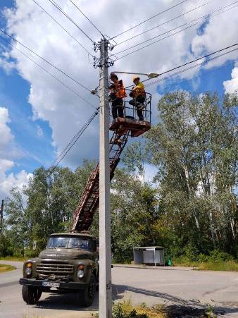 Новини Харкова: відновили 600 метрів мереж освітлення
