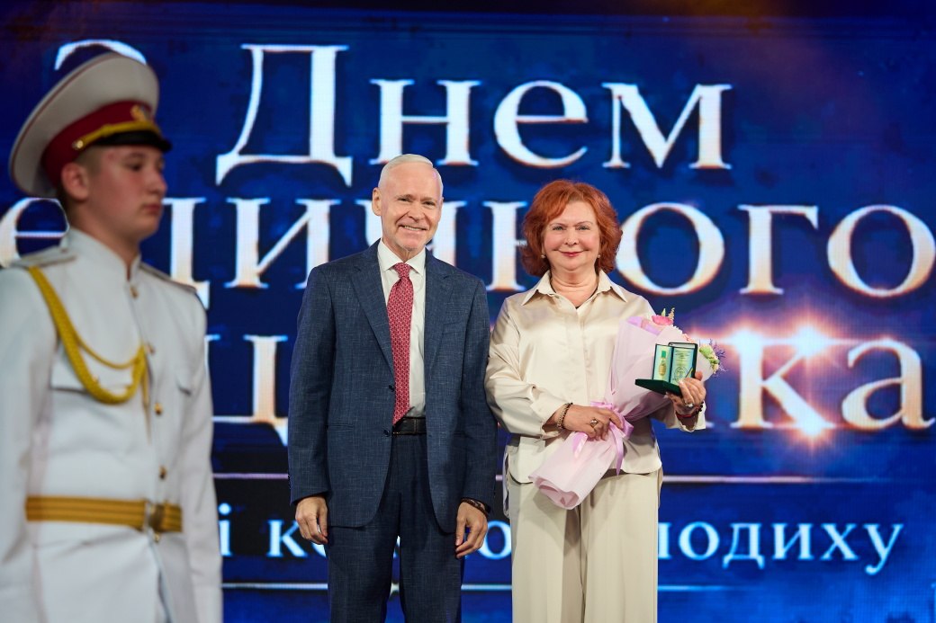 Відзначив кращих медиків міста Ігор Терехов: Новини Харкова