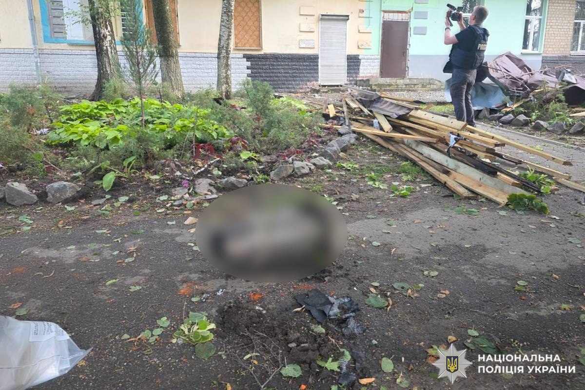 Вдарила новим типом БпЛА по даху п'ятиповерхівки РФ: Новини Харкова