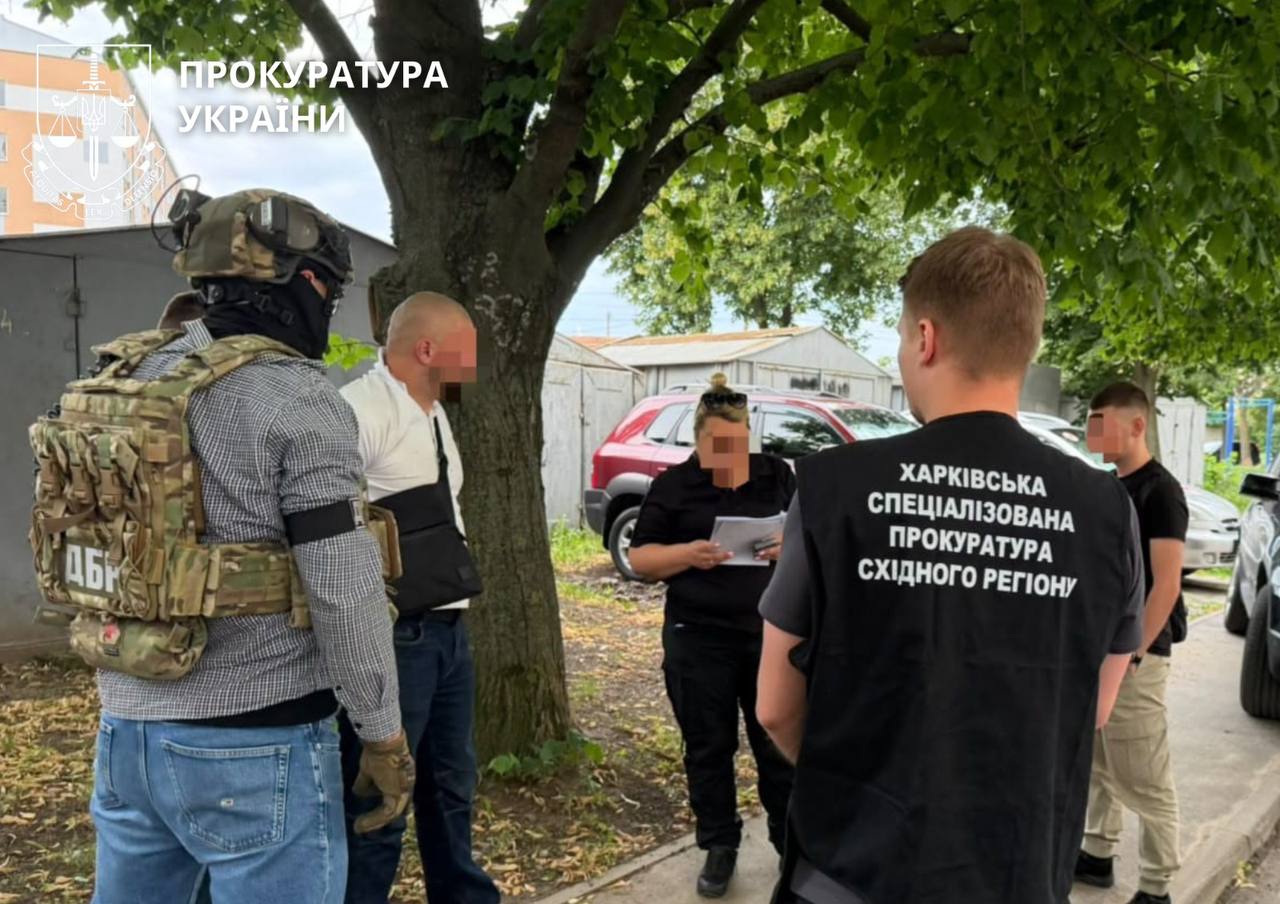 Новини Харкова: у Дергачах офіцера ВСП затримали через хабар $10 тисяч