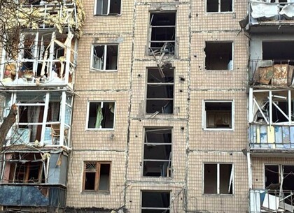 На станції технічного обслуговування під завалами можуть бути люди - Ігор Терехов