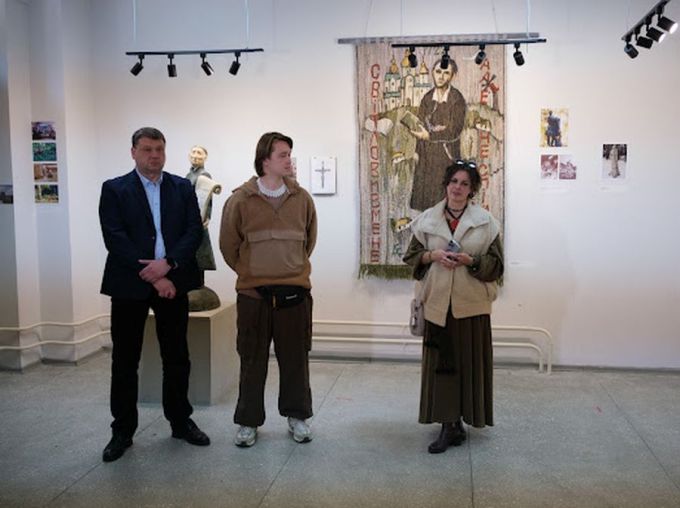 виставка «(Не)згасле світло (не)народжених для війни» в Харкові
