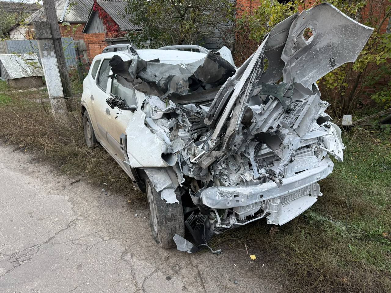 Росіяни двічі атакували Золочів дронами: пошкоджено два автомобілі