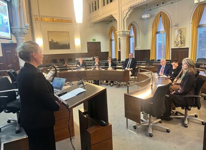 Ігор Терехов поділився у Швеції досвідом управління Харковом під час війни