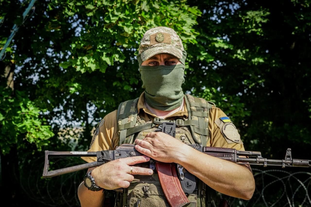 Пережив окупацію та розстріл, а тепер збиває ворожі FPV гвардієць «Дрон»: Новини Харкова